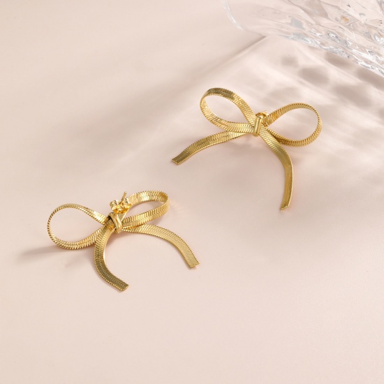 Image de 1 Paire Boucles d'Oreilles Puces Exquis en 304 Acier Inoxydable Respectueux de la Nature À la Mode Nœuds Papillon Plaqué Or Véritable 18K Cadeau Pour Femmes 4.2cm x 3.5cm