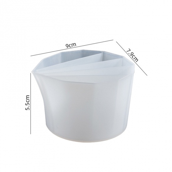 Picture of 1 Piece 5 Compartment Silicone Distributing Cup Liquid Pigment Color Mixing For DIY Epoxy Resin Crafts Making Tools White 9cm x 7.9cm