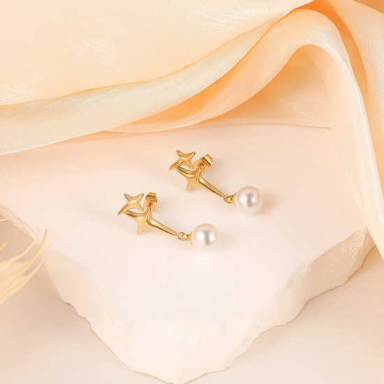 Image de 1 Paire Boucles d'Oreilles Exquis en 304 Acier Inoxydable & Coquille Naturelle Respectueux de la Nature À la Mode Etoile Plaqué Or Véritable Blanc Imitation Perles Cadeau Pour Femmes 30mm x 13mm