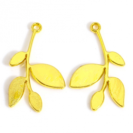 Picture of 50 PCs Zinc Based Alloy Charms Gold Plated Leaf 24mm x 15mm
