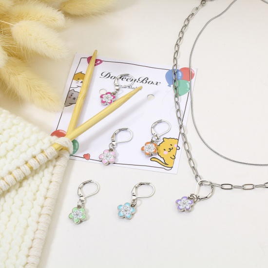 Immagine di 1 Set ( 6 PCs/Set) Zinc Based Alloy & Iron Based Alloy Knitting Stitch Markers Earring Bag Charm Pendant Sakura Flower Silver Tone Multicolor Enamel 3cm