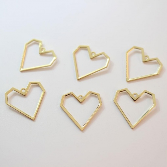 Image de 2 Pcs Breloques La Saint Valentin en Laiton Cœur Plaqué Or 18K Creux 20mm x 20mm