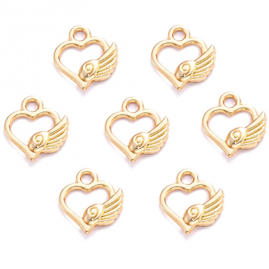 Immagine di 50 Pz Lega di Zinco San Valentino Ciondoli KC Placcato Oro Cuore Ali Filigrana 13mm x 12mm