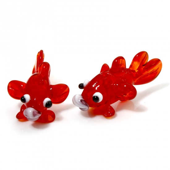 Immagine di 2 Pz Lampwork Vetro Lampwork Gioielli Oceanici Perline per la Creazione di Gioielli con Fai-da-te Pesce Rosso Rosso 3D Circa 3.2cm x 1.7cm, Foro: Circa 1.6mm