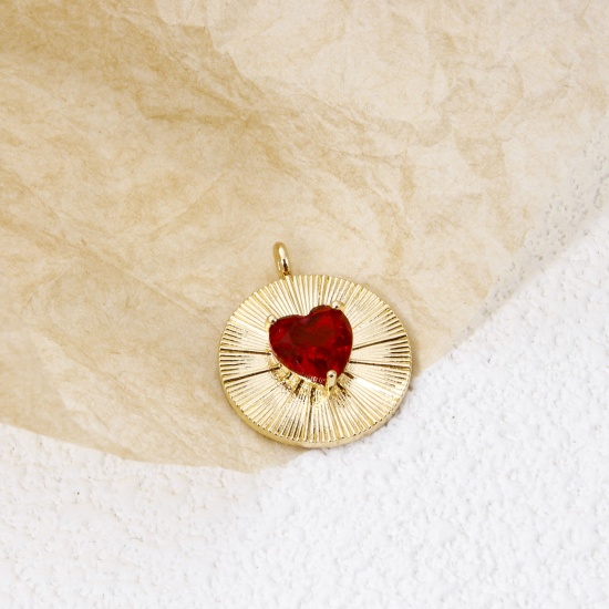 Immagine di 2 Pz Ecologico Ottone San Valentino Ciondoli Tondo 18K Vero Oro Placcato Cuore Rosso Cubic Zirconiae 22mm x 18.5mm