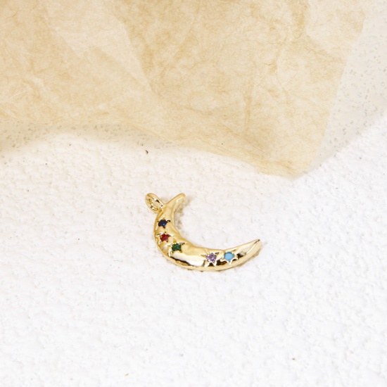 Image de 2 Pcs Breloques Galaxie en Laiton Respectueux de la Nature Demi Lune Plaqué Or Véritable 18K Etoile à Zircone Cubique Multicolore 18.5mm x 10mm