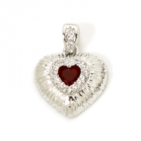 Imagen de 2 Unidades Latón día de San Valentín Colgantes Charms Platino Real Chapado Corazón Textura Micro Pave Rojo Rhinestone Claro Circón Artificial 20mm x 15mm