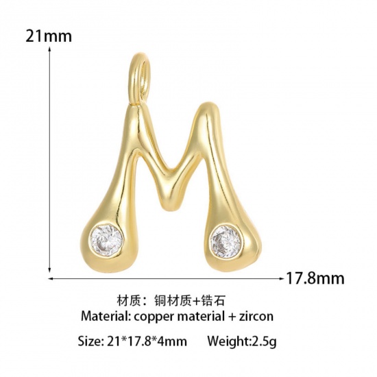 Imagen de 1 Unidad Latón Colgantes Letra Mayúscula Chapado en Oro de 14K Mensaje " M " Claro Circón Artificial 21mm x 17.8mm