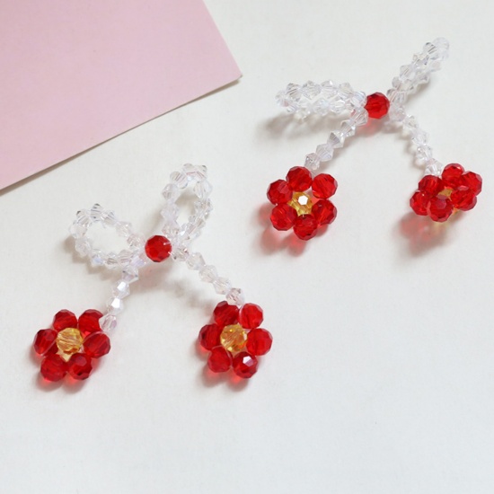 2 PCs Iron Based Alloy & Glass Crochet Knitted Weaving Pendants White & Red Flower 4.3cm x 3.8cm の画像