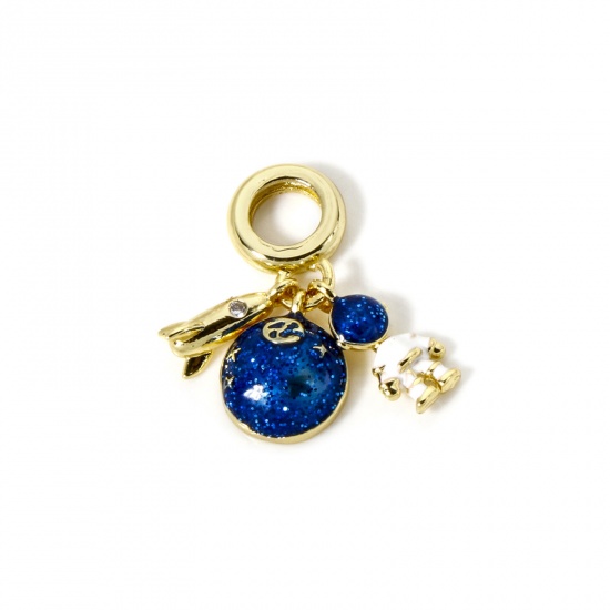 Bild von 1 Stück Messing Galaxis Baumelnde Charm-Perlen für die Herstellung von Armbändern, Halsketten und Schmuck 18K Vergoldet Blau Emaille Planet Astronaut Klar Kubischer Zirkon 23mm