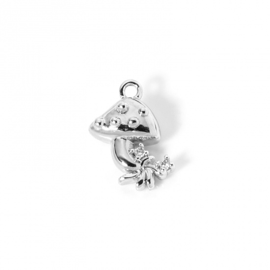 Image de 2 Pcs Breloques Collection Végétale Respectueux de la Nature en Laiton Plaqué Platine Véritable Champignon 3D à Zircone Cubique Clair 14mm x 10mm