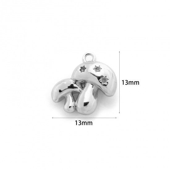 Image de 2 Pcs Breloques Collection Végétale Respectueux de la Nature en Laiton Plaqué Platine Véritable Champignon 3D à Zircone Cubique Clair 13mm x 13mm