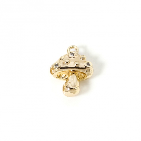 Image de 2 Pcs Breloques Collection Végétale Respectueux de la Nature en Laiton Plaqué Or Véritable 18K Champignon 3D à Zircone Cubique Clair 13.5mm x 10mm