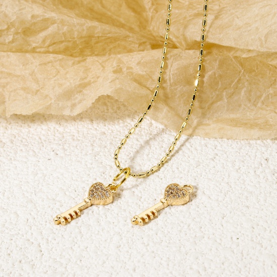 Imagen de 2 Unidades Respetuoso del Medio Ambiente Latón día de San Valentín Colgantes 18K Oro Real Chapado Llave Micro Pave Claro Circón Artificial 20mm x 7mm