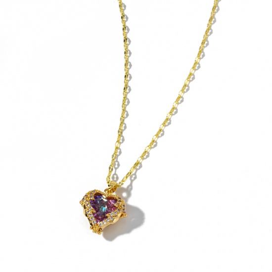 Bild von 1 Strang Umweltfreundlich Valentinstag 18K Echtgold plattiert Messing und Glas Lippen geformte Kette Herz Flügel Anhänger Halskette Für Frauen 45cm + 5cm lang
