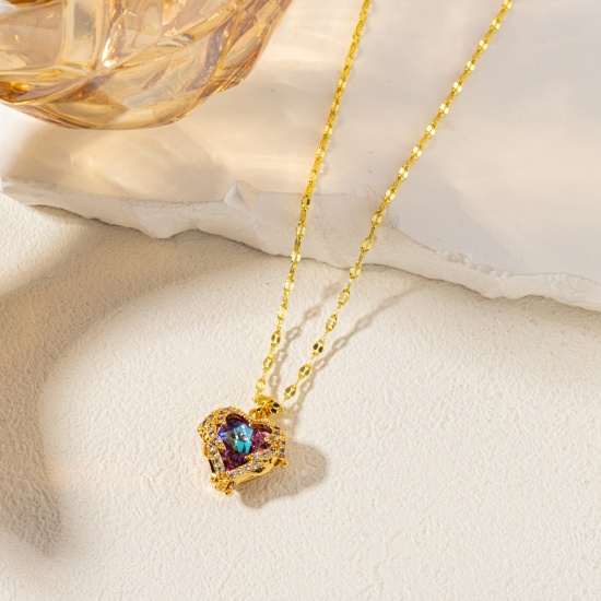 Bild von 1 Strang Umweltfreundlich Valentinstag 18K Echtgold plattiert Messing und Glas Lippen geformte Kette Herz Flügel Anhänger Halskette Für Frauen 45cm + 5cm lang
