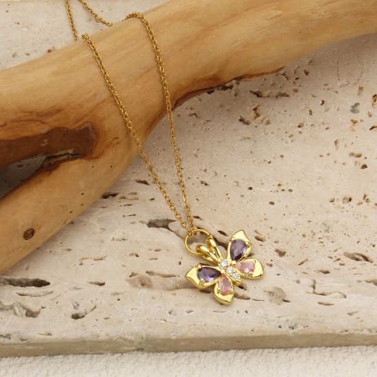 Immagine di 1 Pz Ecologico Ottone Insetto Ciondoli 18K Vero Oro Placcato Farfalla Rosa & Viola Cubic Zirconiae 19mm x 16mm