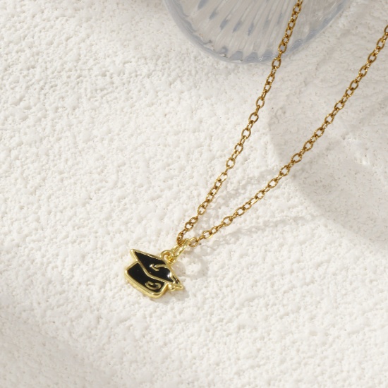 Imagen de 2 Unidades Latón Joyería de la Universidad Colgantes Chapado en Oro de 18K Negro Esmalte Sombrero Doctoral 13mm x 11mm