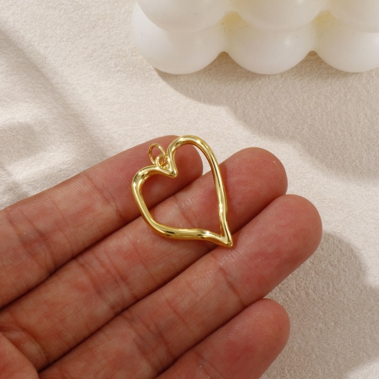 Imagen de 2 PCs Eco-friendly Brass Valentine's Day Charms 18K Real Gold Plated Heart 28mm x 20mm
