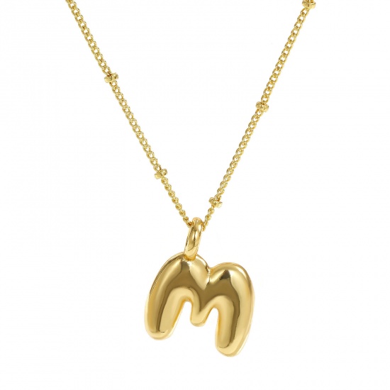 Immagine di 18K Vero Oro Placcato Catena del Barbazzale Lettera Maiuscola Collana con Ciondolo, Ottone 45cm + 5cm, Per Donne, Messaggio " M " Squisito Regalo, Ecologico, 1 Pz