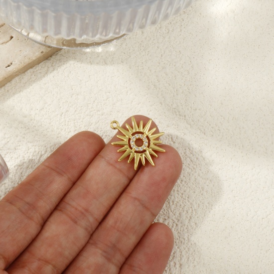 Immagine di 1 Pz Ottone Galassia Ciondoli Placcato Oro 18K Sole Filigrana Trasparente Cubic Zirconiae 21mm x 19mm