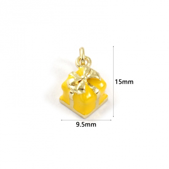 2 PCs Eco-friendly Brass Christmas Charms 18K Real Gold Plated Yellow Enamel Gift Box 3D 15mm x 9.5mm の画像