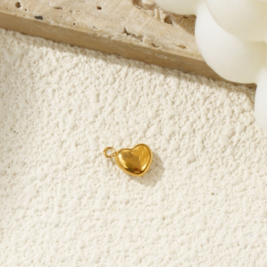 Immagine di 2 PCs Eco-friendly PVD Vacuum Plating 304 Stainless Steel Valentine's Day Charms 18K Gold Plated Heart 3D 10mm x 9mm