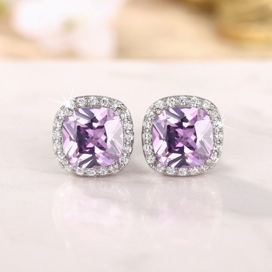Imagen de Exquisito Elegante Pendientes de Poste de Oreja Al Por Mayor, Claro Circón Artificial Púrpura Platino Chapado Latón, Mujeres Regalo Suministro de Joyería, 11mm x 8mm, 1 Par