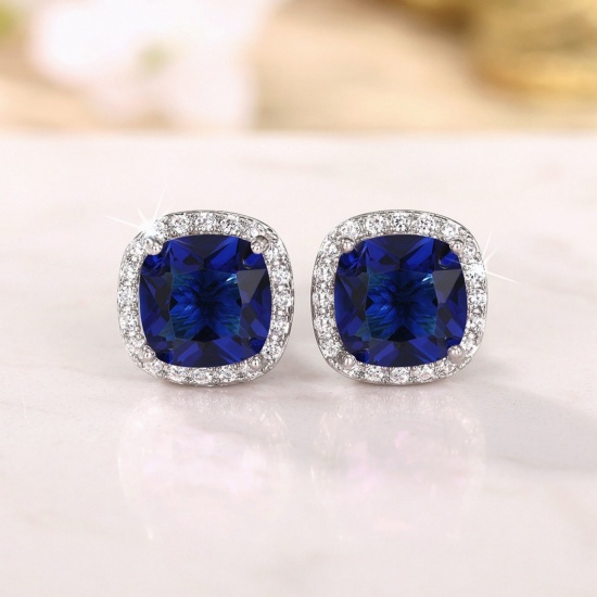Imagen de Exquisito Elegante Pendientes de Poste de Oreja Al Por Mayor, Claro Circón Artificial Azul Oscuro Platino Chapado Latón, Mujeres Regalo Suministro de Joyería, 11mm x 8mm, 1 Par