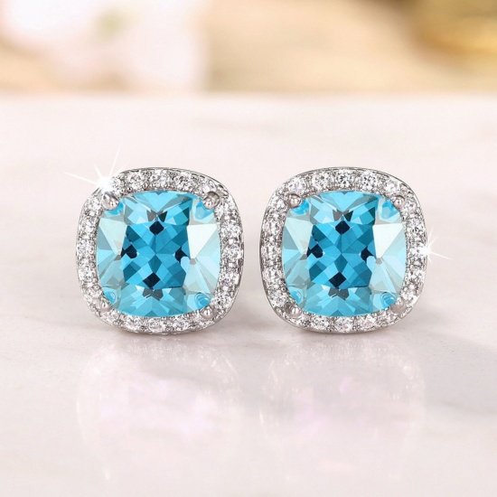 Imagen de Exquisito Elegante Pendientes de Poste de Oreja Al Por Mayor, Claro Circón Artificial Azul Claro Platino Chapado Latón, Mujeres Regalo Suministro de Joyería, 11mm x 8mm, 1 Par