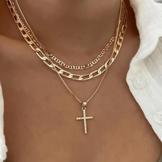 Bild von Großhandel Kreuz Stapelbares Mehrlagen-Halskettenset, 18K Vergoldet Messing Frauen Einfach Religiös Geschenk Schmuck für Einzelhändler, 45cm + 5cm lang, 1 Set ( 3 Stk./Set)
