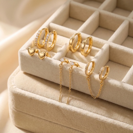 Bild von Großhandel Einfach Stilvoll Ohrring-Set, Herz Kreuz Klar Kubisches Zirkonia 18K Vergoldet Messing, Frauen Geschenk Schmuckbedarf, Stift-/Drahtgröße: 0.7mm(21 Gauge), 1 Set ( 22 Stk./Set)