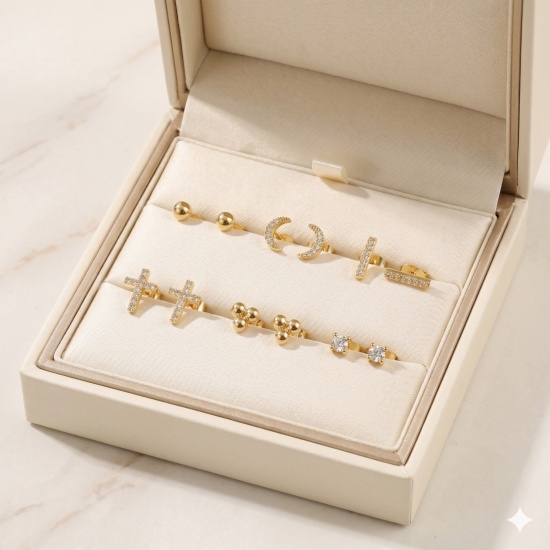 Bild von Großhandel Einfach Stilvoll Ohrring-Set, Herz Kreuz Klar Kubisches Zirkonia 18K Vergoldet Messing, Frauen Geschenk Schmuckbedarf, Stift-/Drahtgröße: 0.7mm(21 Gauge), 1 Set ( 22 Stk./Set)