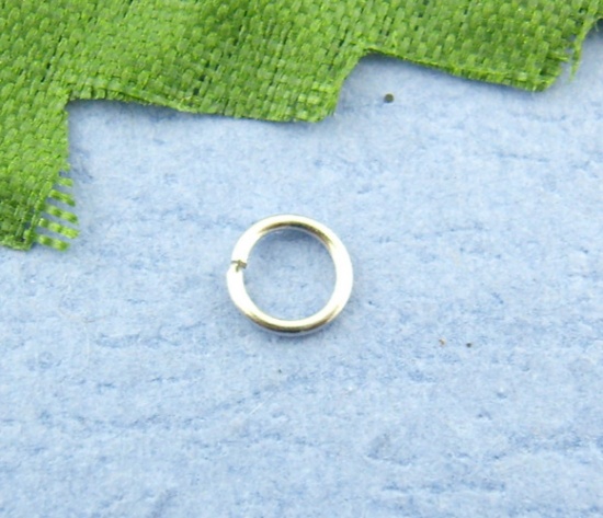 Picture of 0.7mm Iron Based Alloy Open Jump Rings Findings Round Silver Tone 4mm Dia, 1800 PCs