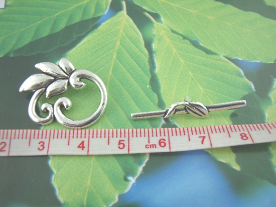 Picture of Zinc Based Alloy Toggle Clasps Leaf Antique Silver Color Leaf 30mm x 6mm 19mm x 23mm, 20 Sets