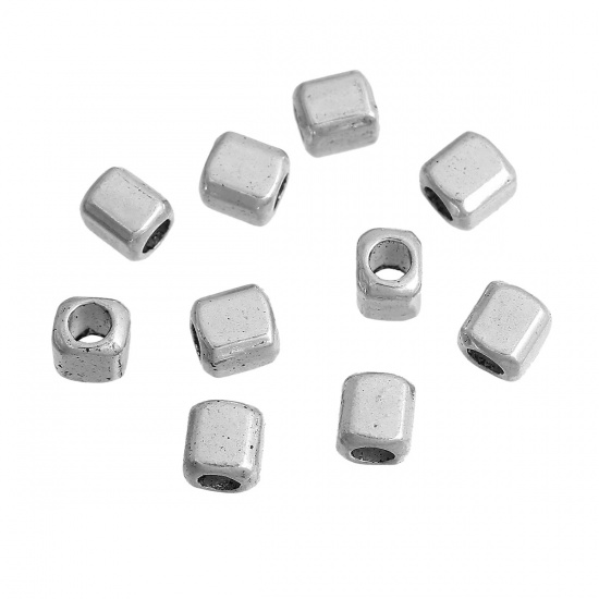 Immagine di Lega di Zinco Separatori Perline Cubo Argento Antico Circa 4mm x 3.5mm, Foro:Circa 2.2mm, 200 Pz