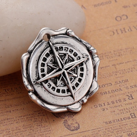 Brass Charms Irregular Antique Silver Color Travel Compass 26mm(1") x 25mm(1"), 2 PCs