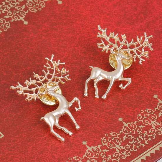 Picture of Tie Tac Lapel Pin Brooches Gold Plated Christmas Reindeer 37mm(1 4/8") x 30mm(1 1/8") 11mm( 3/8"）x 6mm( 2/8"), 1 Piece