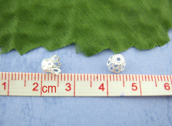 合金 透かし　カップ 座金 花座 ビーズキャップ 銀メッキ (ビーズに適応サイズ: 6mm) 6mm x 5mm、 600 個 の画像