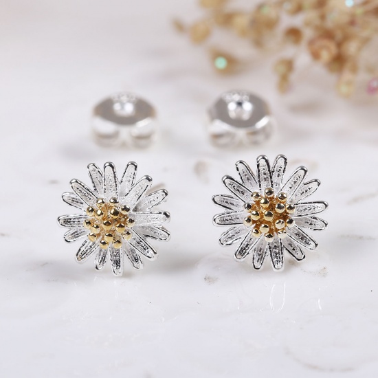 Picture of White Copper Ear Post Stud Earrings Silver Plated Daisy Flower 9mm - 8mm Dia., Post/ Wire Size: (20 gauge), 1 Pair
