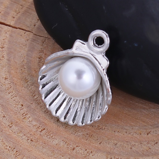 Image de Breloque Bijoux d'Unique Perle en Alliage de Zinc Coquille Perle Imitation Acrylique Argent Mat Blanc 15mm x 12mm, 20 Pcs
