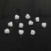 Immagine di (Japan Importazione) Vetro Seme Triangolare Perline Bianco Lucido Come 4.7mmx 4.4mm, Foro: Circa 1.7mm x1.5mm, 10 Grammi (Circa 11 Pz / Grammo)