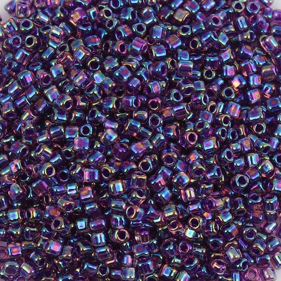（日本輸入） ガラス トライアングルシード ビーズ 紫 メタリック ABカラー 約 2.4mm x 2.3mm、 穴: 約 0.6mm、 10 グラム (約 52 個/グラム) の画像