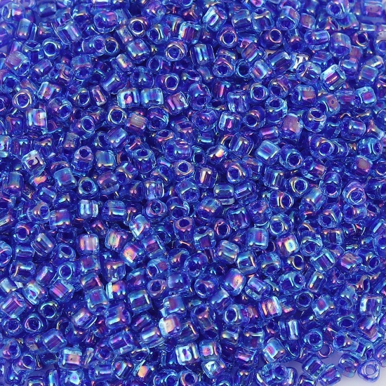 Immagine di (Japan Importazione) Vetro Seme Triangolare Perline Violetto Metallico AB Colore Come 2.4mmx 2.3mm, Foro: Circa 0.6mm, 10 Grammi (Circa 52 Pz / Grammo)