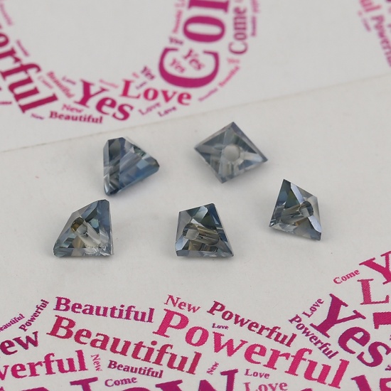 Image de Perles en Verre Triangle Bleu Transparent A Facettes 6mm x 3.5mm, Tailles de Trous: 1.1mm, 40 Pcs