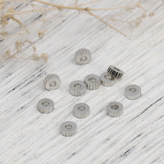 Picture of Brass Beads Round Silver Tone About 3.5mm( 1/8") Dia, Hole: Approx 1.2mm, 200 PCs                                                                                                                                                                             