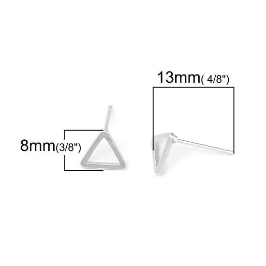 Immagine di Ottone Orecchini a Perno Argento Opaco Triangolo 9mm x 8mm, Dimensione di Posta / Cavo: (21 misura), 10 Pz                                                                                                                                                    