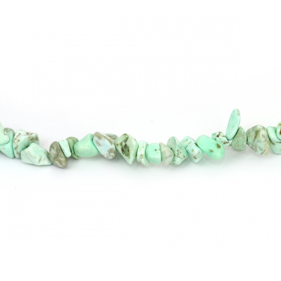 Picture of (Grade B) Synthetic Turquoise ( Dyed ) Chip Beads Irregular Light Green About 13mm x8mm( 4/8" x 3/8") - 6mm x5mm( 2/8" x 2/8"), Hole: Approx 0.7mm, 84cm(33 1/8") long, 1 Strand