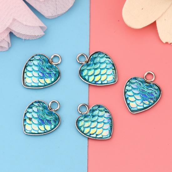 Bild von 304 Edelstahl & Harz Meerjungfrau/Drachen Fischschuppen Charms Stern Silberfarbe Cyan AB Farbe 16mm x 13mm, 10 Stück”
