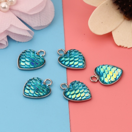 Bild von 304 Edelstahl & Harz Meerjungfrau/Drachen Fischschuppen Charms Stern Silberfarbe Cyan AB Farbe 16mm x 13mm, 10 Stück”